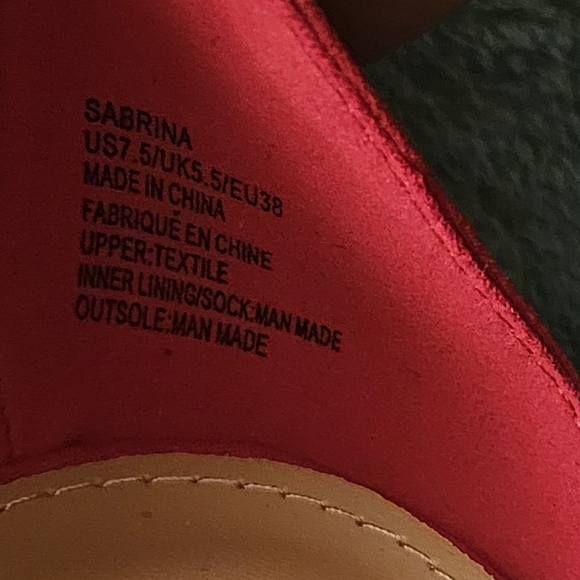 Shoe Dazzle Women's Red Platform Heels - Picture 14 of 15